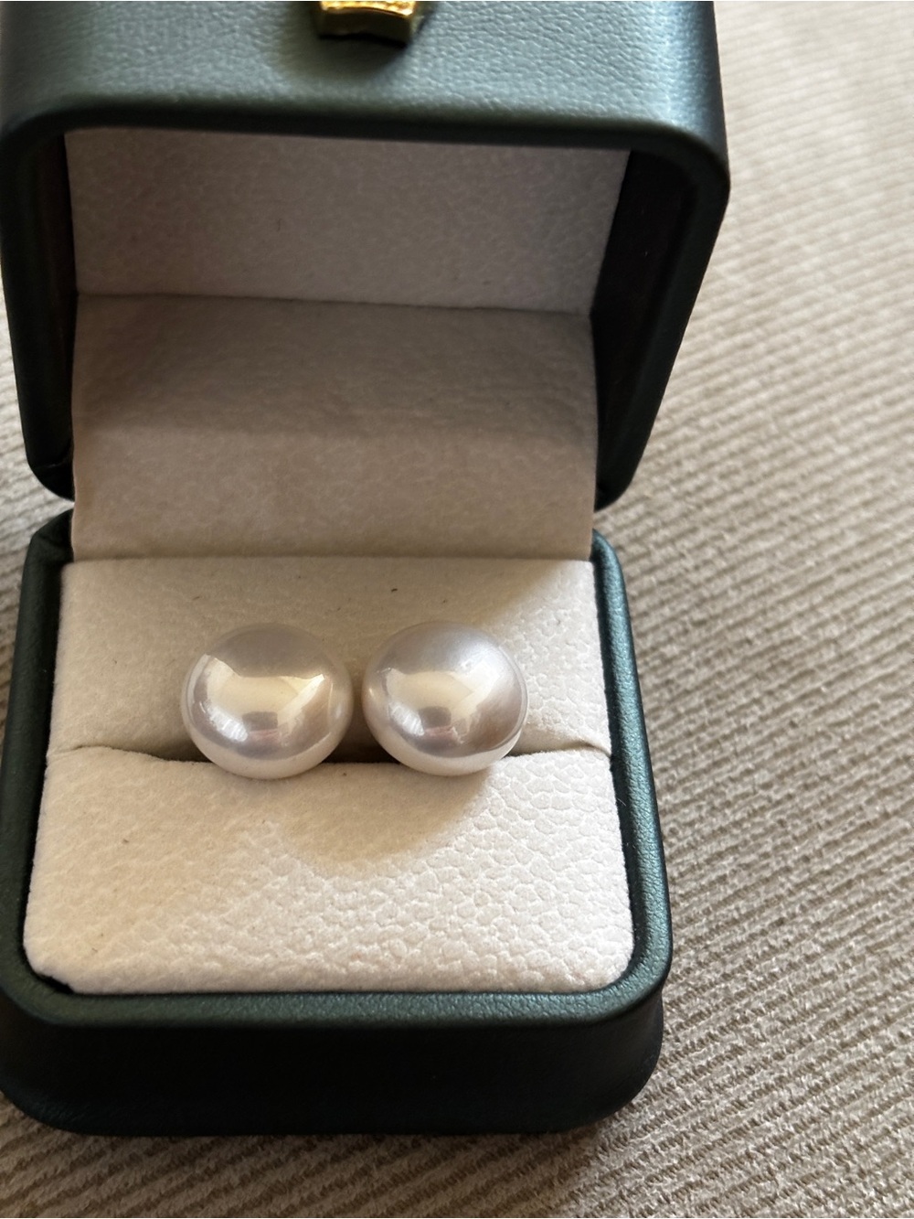 Fashion pearl like Dome Stud Earrings appear to be 9-10mm. Great holiday gift!